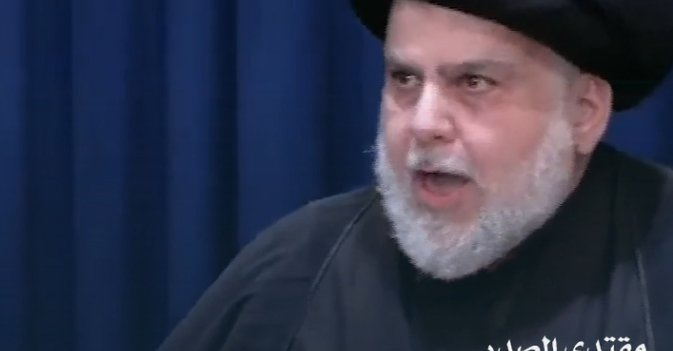 مقتدى الصدر: على التيار الانسحاب خلال 60 دقيقة وإلا سأبرأ منه 