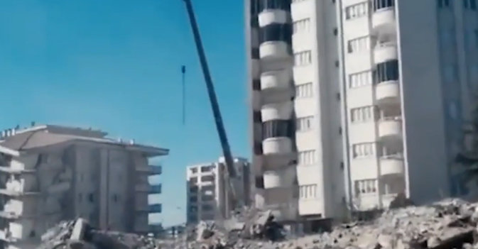 فريق البحث والإنقاذ السعودي يواصل أعماله الميدانية في أنطاكيا