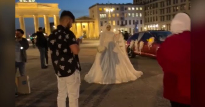 عرس سوري في أحد أهم ميادين برلين