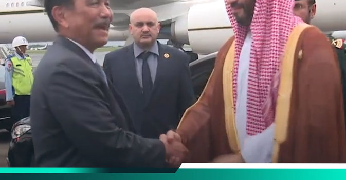 ولي العهد السعودي يغادر إندونيسيا بعد قمة العشرين