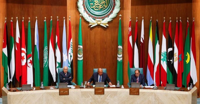 جانب من اجتماع للجامعة العربية بشأن سوريا في القاهرة (رويترز)