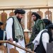 Taliban yönetimi Erdemi Teşvik ve Ahlaksızlığı Önleme Bakanlığı üyeleri, 14 Ağustos 2023’te başkent Kabil’de düzenledikleri basın toplantısından önce (AFP)
