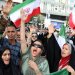 مظاهرة مناهضة للولايات المتحدة وإسرائيل في طهران اليوم (إ.ب.أ)
