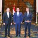 الرئيس المصري عبد الفتاح السيسي يتوسط وزير الخارجية الإيراني ومدير الوكالة الدولية للطاقة الذرية (الرئاسة المصرية)