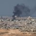 تصاعد الدخان وسط قصف إسرائيلي على قطاع غزة اليوم (أ.ف.ب)