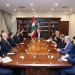 الرئيس اللبناني جوزيف عون خلال لقائه وفداً من وزارة الخزانة الأميركية بالقصر الجمهوري في بعبدا (أ.ف.ب)