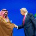 الأمير محمد بن سلمان والرئيس دونالد ترمب خلال مشاركتها في منتدى الاستثمار الأميركي - السعودي الأربعاء (واس)