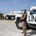 دورية لـ«يونيفيل» على الحدود مع إسرائيل في منطقة الناقورة بجنوب لبنان (أ.ف.ب)