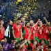 لاعبو المغرب لدى تتويجهم باللقب (تصوير: بشير صالح)