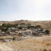 مساكن فلسطينية في «الخان الأحمر» قرب أريحا بالضفة الغربية المحتلة في مايو 2026 (رويترز)