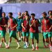 لاعبو المغرب خلال الإستعداد لمواجهة أسكتلندا المفصلية (ا ف ب)