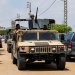 آليات عسكرية للجيش اللبناني تدخل بلدة زوطر الغربية جنوب لبنان (رويترز)