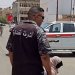 أحد أفراد الشرطة القضائية في مدينة سبها جنوب ليبيا ينفذ حكم الجلد بحق امرأة 23 يوليو (من مقطع فيديو)