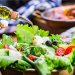 الاستغناء عن اللحوم والأسماك ومنتجات الألبان يؤدي إلى مشكلات صحية خطيرة (أ.ف.ب)