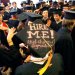 إيجاد وظيفة على رأس أولويات الشباب الجامعي (أرشيفية - رويترز)