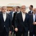 الرئيس الإيراني مسعود بزشكيان ووزير خارجيته عباس عراقجي على هامش أعمال الجمعية العامة في نيويورك (الخارجية الإيرانية)