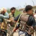 Taiz kentinin batısında Yemen hükümet güçlerine bağlı askerler (AFP)