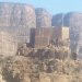صورة تظهر قلعة المقاطرة التاريخية حيث يسعى الحوثيون للسيطرة عليها (فيسبوك)