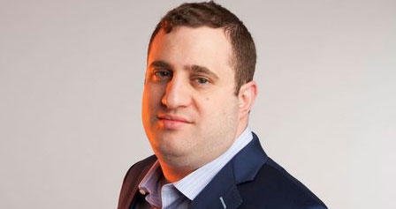 مايكل سترين