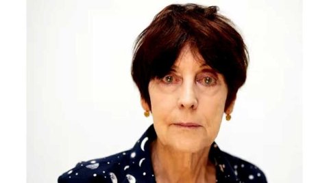 إميلي بيكرتون